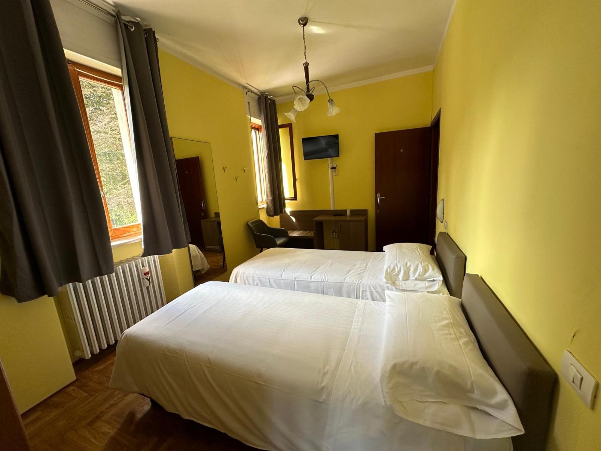 Albergo La Coldra Quarona Esterno foto